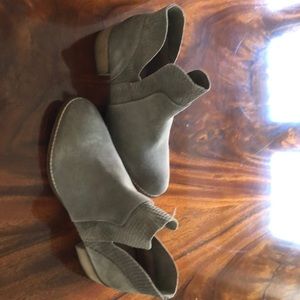 Seychelles Booties Score